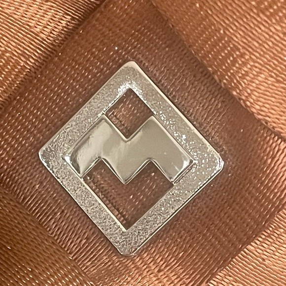 Maggie bags recycled nylon seat belt webbing purse - Picture 6 of 9